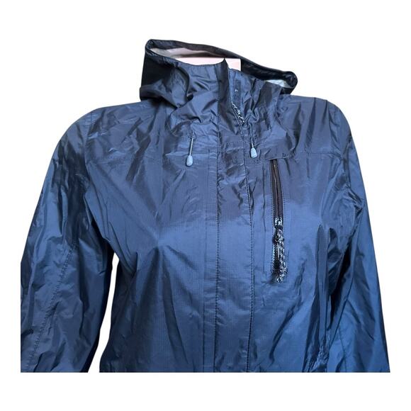 L.L.Bean Trail Model Black Rain Jacket extra small waterproof lightweight coat - Picture 10 of 12